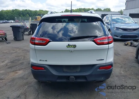 2015 Jeep Cherokee Latitude из США, поврежденный, VIN 1C4PJMCS2FW504782
